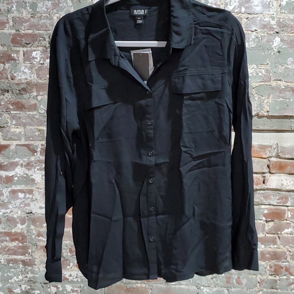 NWT button down blouse